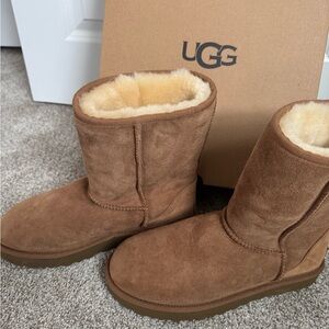 UGG Classic Short II Tan Boots